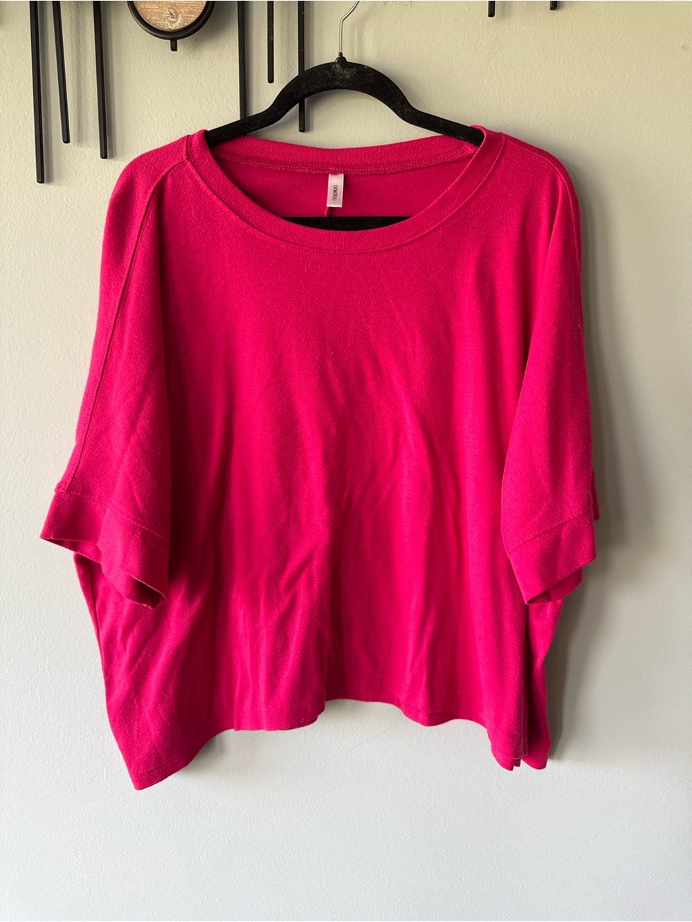 Relaxed Boxy Crop Top in Hot Pink